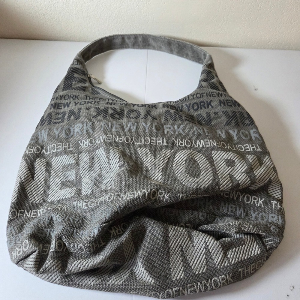 Robin Ruth New York City Graphic Hobo Shoulder Bag Gray‎